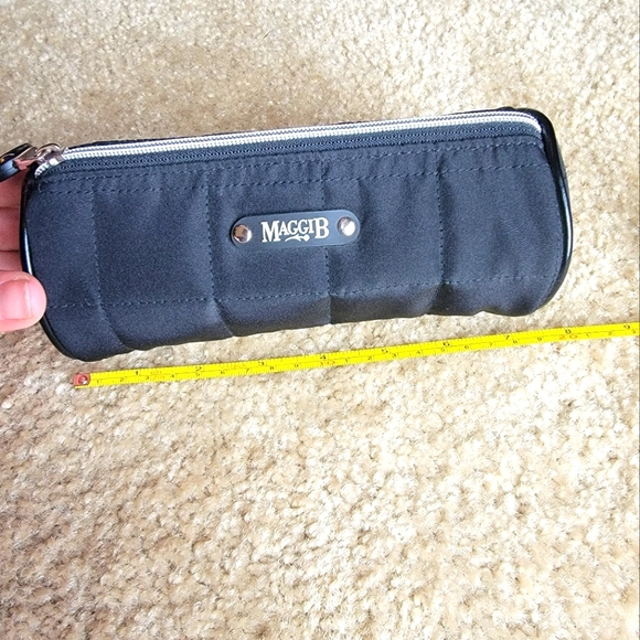 MaggiB Cosmetic Bag - Picture 1 of 2
